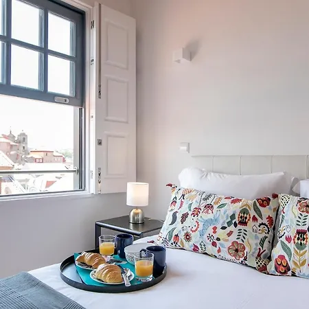 Newly Renovated Cozy Loft W/ Ac By Lovelystay Apartamento Oporto