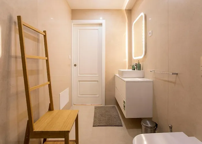 Newly Renovated Cozy Loft W/ Ac By Lovelystay Oporto