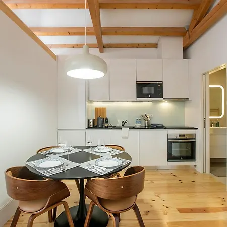 Apartment Newly Renovated Cozy Loft W/ Ac By Lovelystay