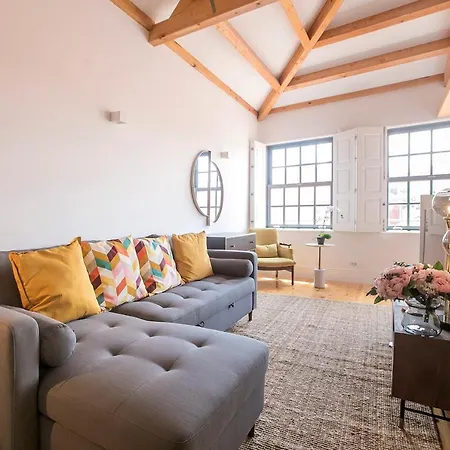 Apartment Newly Renovated Cozy Loft W/ Ac By Lovelystay Porto