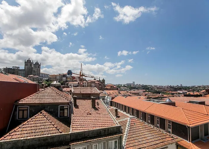 Newly Renovated Cozy Loft W/ Ac By Lovelystay