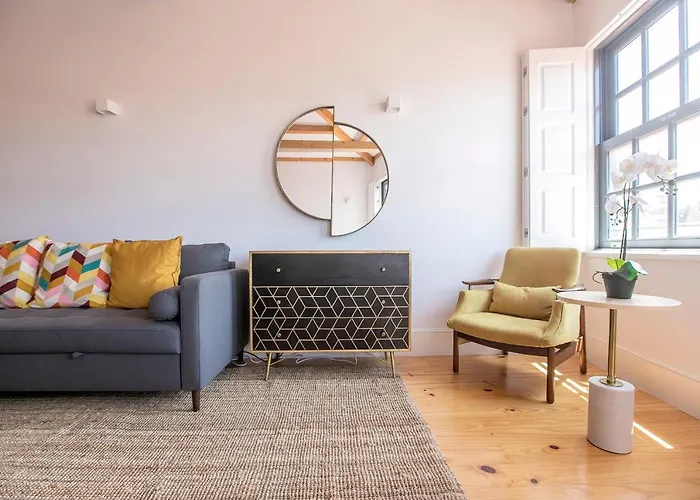 Newly Renovated Cozy Loft W/ Ac By Lovelystay *